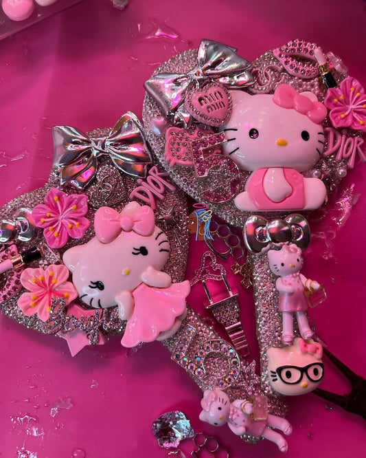 Junk Charm & Case Vendors